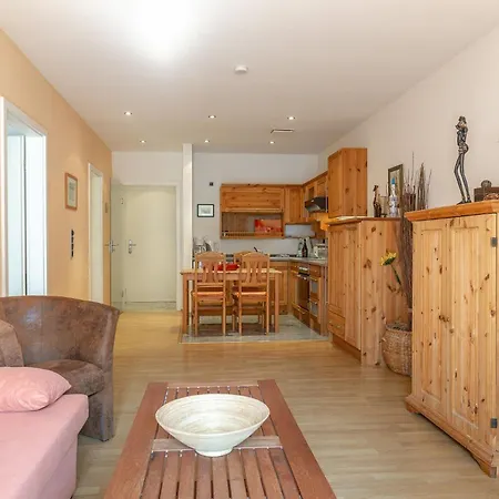 Apartment Wagenknecht, 02