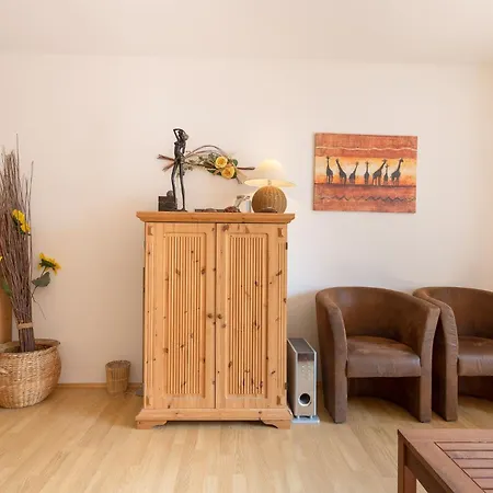Wagenknecht, 02 Apartment *